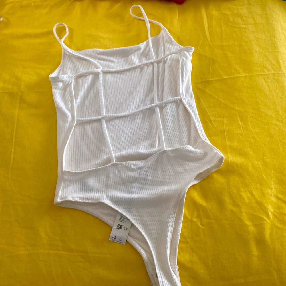White - Picture 2 of 2